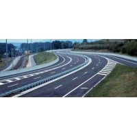 拿走不谢的高速公路交通划线类型