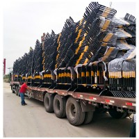 深圳龙岗龙二手水马，铁马，pvc围挡大量现货供应批发